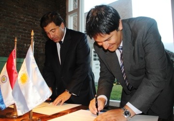 Suram�rica apuesta a profundizar la cooperaci�n